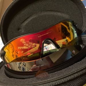 Oakley radarlock sunglasses